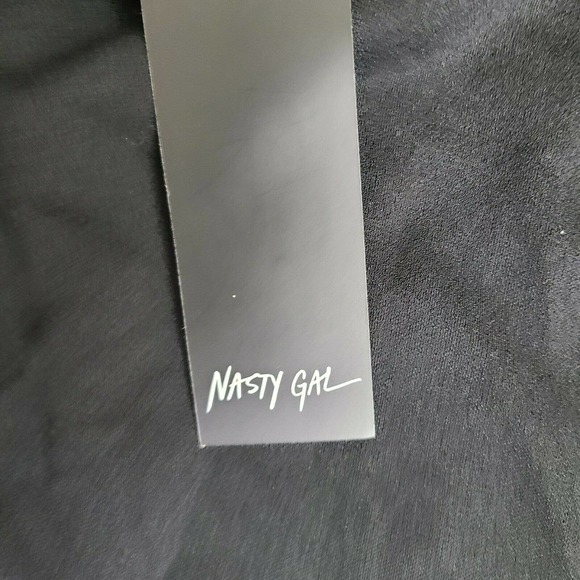 NWT Nastygal Collection Black Tulip Hem Tie Waist Skirt Size 2 - Picture 2 of 9